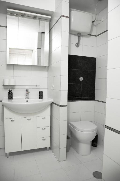 Seconda vista del bagno dello studio